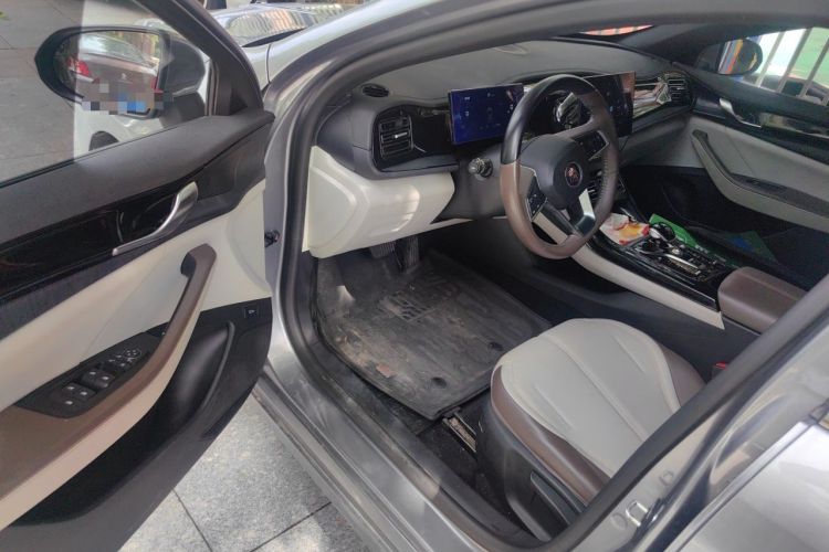 Used BYD Qin PLUS 2024 HONOR Edition DM-i 55KM Leading Model Driver Seat