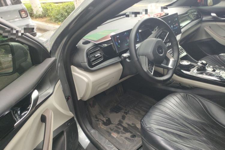 Used BYD Qin PLUS 2024 HONOR Edition DM-i 55KM Leading Model Driver Seat