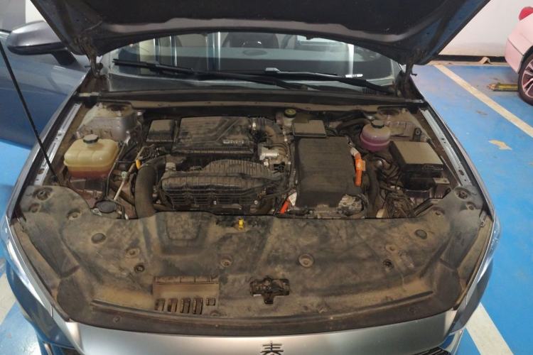 Used BYD Qin PLUS 2024 HONOR Edition DM-i 55KM Leading Model Engine Bay