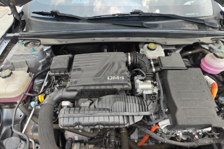 Used BYD Qin PLUS 2024 HONOR Edition DM-i 55KM Leading Model Engine Bay