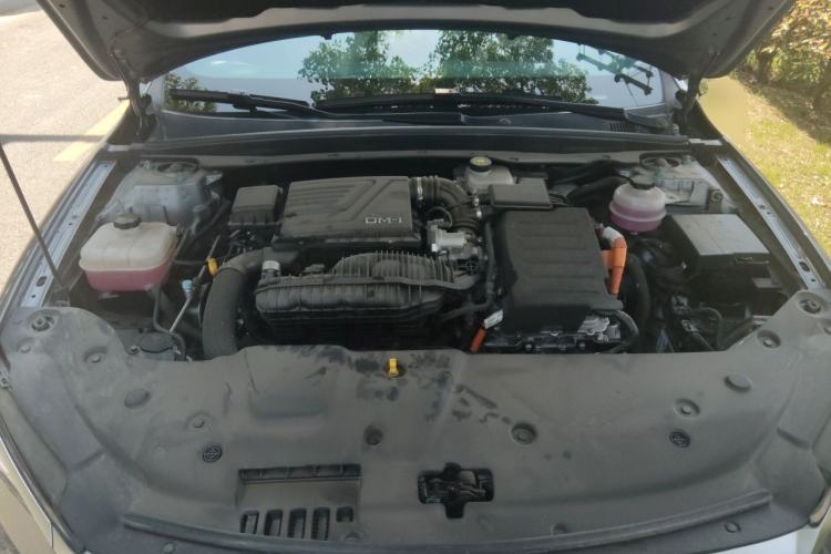 Used BYD Qin PLUS 2024 HONOR Edition DM-i 55KM Leading Model Engine Bay