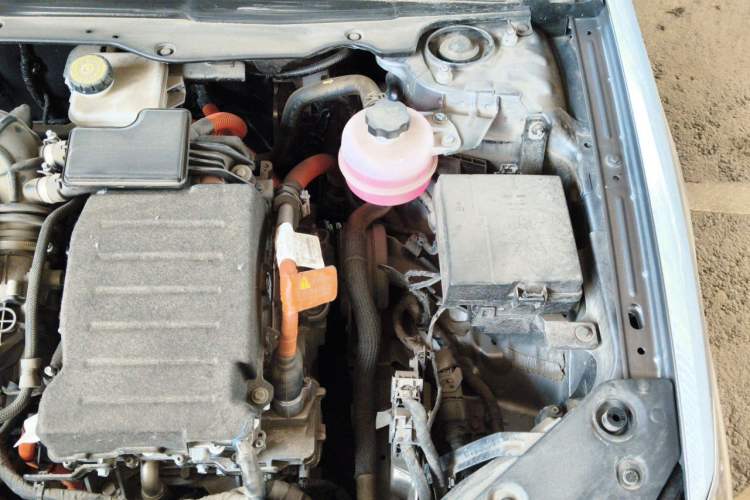 Used BYD Qin PLUS 2024 HONOR Edition DM-i 55KM Leading Model Engine Bay Left