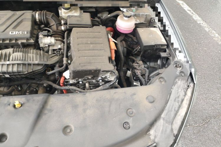 Used BYD Qin PLUS 2024 HONOR Edition DM-i 55KM Leading Model Engine Bay Left