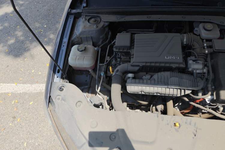 Used BYD Qin PLUS 2024 HONOR Edition DM-i 55KM Beyond Model Engine Bay Right