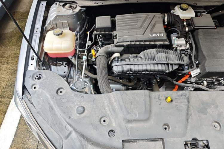 Used BYD Qin PLUS 2024 HONOR Edition DM-i 55KM Leading Model Engine Bay Right