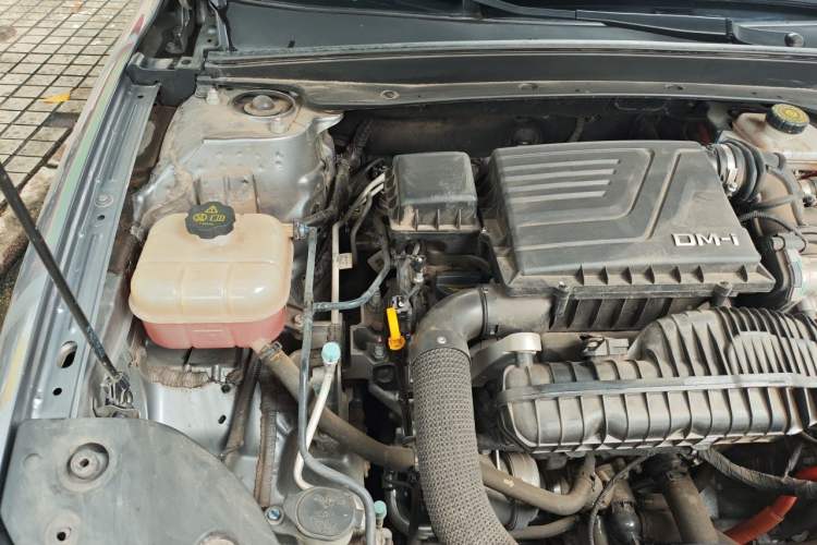 Used BYD Qin PLUS 2024 HONOR Edition DM-i 55KM Leading Model Engine Bay Right