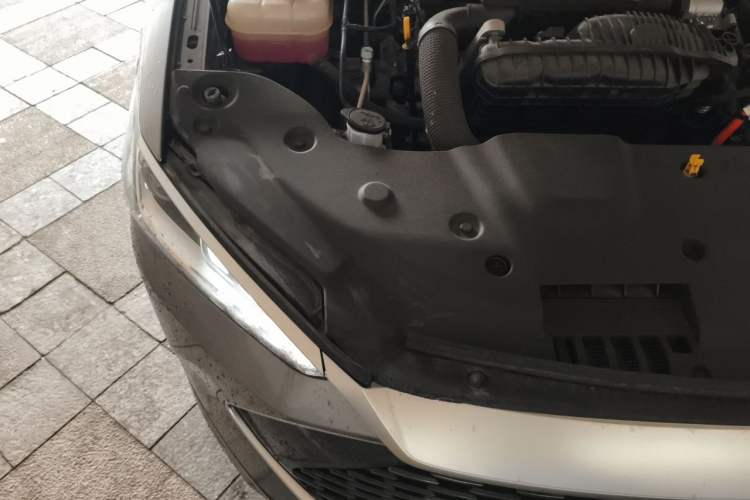 Used BYD Qin PLUS 2024 HONOR Edition DM-i 120KM Leading Model Engine Bay Right
