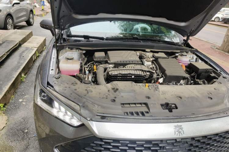 Used BYD Qin PLUS 2024 HONOR Edition DM-i 55KM Leading Model Engine Bay Right