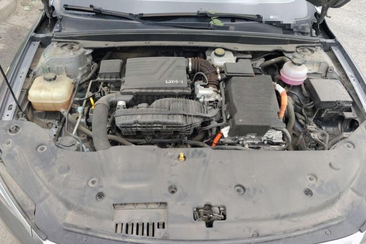 Used BYD Qin PLUS 2024 HONOR Edition DM-i 55KM Leading Model Engine Bay