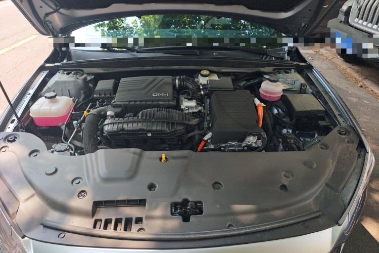Used BYD Qin PLUS 2024 HONOR Edition DM-i 55KM Leading Model Engine Bay