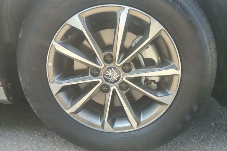 Used BYD Qin PLUS 2024 HONOR Edition DM-i 55KM Leading Model Exterior 1