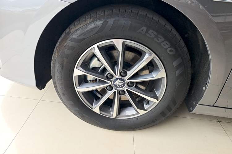 Used BYD Qin PLUS 2024 HONOR Edition DM-i 55KM Leading Model Exterior 4
