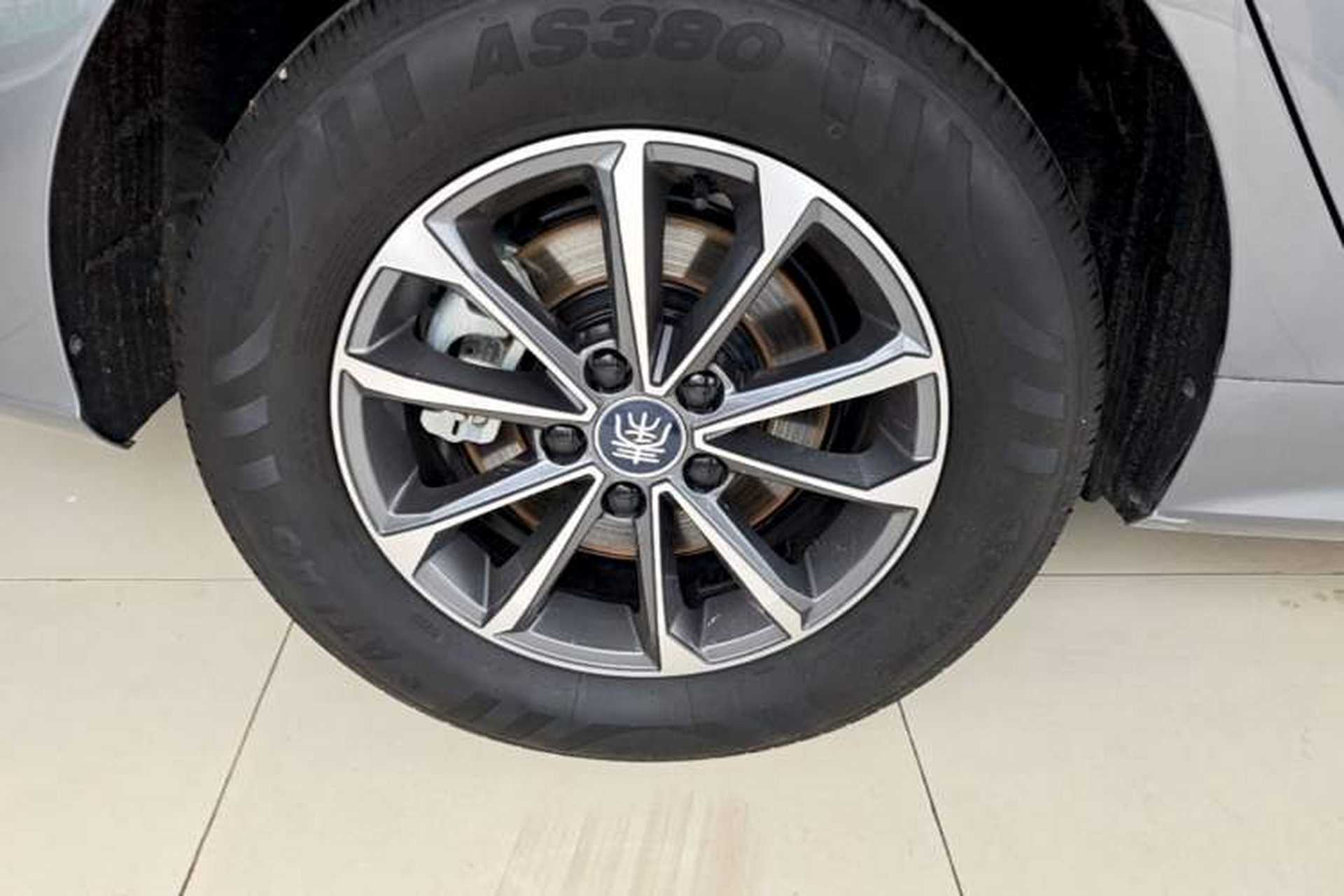 Used BYD Qin PLUS 2024 HONOR Edition DM-i 55KM Leading Model Exterior 5