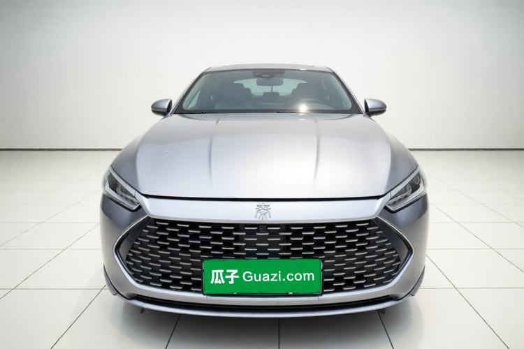Used BYD Qin PLUS 2024 HONOR Edition DM-i 55KM Beyond Model Front