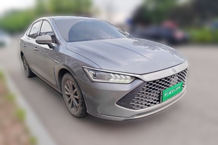 Used BYD Qin PLUS 2024 HONOR Edition DM-i 55KM Leading Model Front Right 45 Deg