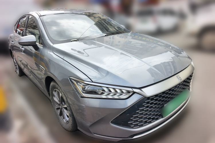 Used BYD Qin PLUS 2024 HONOR Edition DM-i 55KM Leading Model Front Right 45 Deg