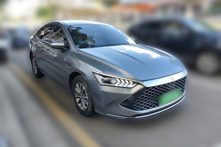 Used BYD Qin PLUS 2024 HONOR Edition DM-i 55KM Leading Model Front Right 45 Deg