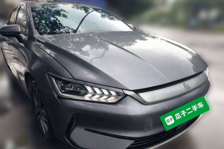 Used BYD Qin PLUS 2024 Honor Edition EV 510KM Leading Model Front Right 45 Deg