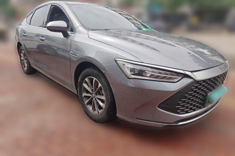 Used BYD Qin PLUS 2024 HONOR Edition DM-i 55KM Leading Model Front Right 45 Deg