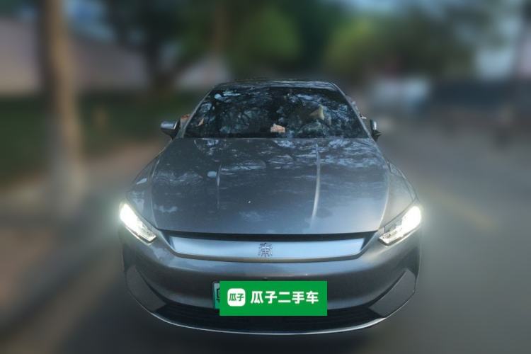 Used BYD Qin PLUS 2024 Honor Edition EV 420KM Beyond Model Front