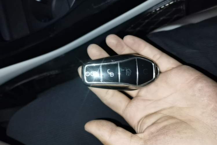 Used BYD Qin PLUS 2024 HONOR Edition DM-i 55KM Leading Model Interior 1