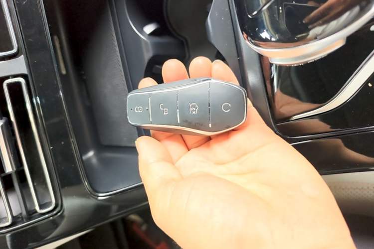 Used BYD Qin PLUS 2024 HONOR Edition DM-i 55KM Leading Model Interior 1