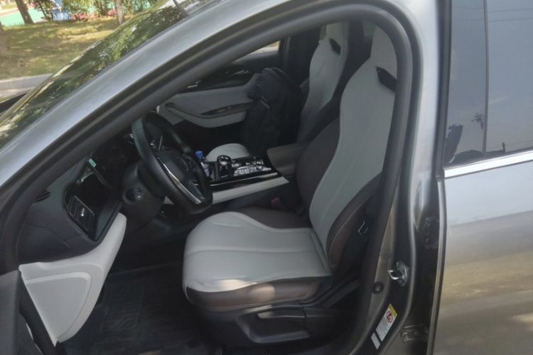 Used BYD Qin PLUS 2024 HONOR Edition DM-i 55KM Leading Model Interior 2