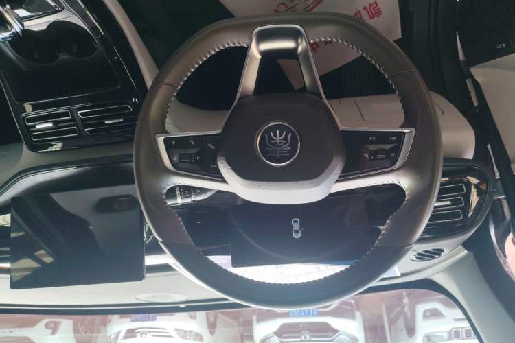 Used BYD Qin PLUS 2024 HONOR Edition DM-i 55KM Leading Model Interior 2