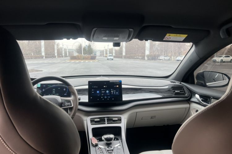 Used BYD Qin PLUS 2024 HONOR Edition DM-i 55KM Leading Model Interior 3