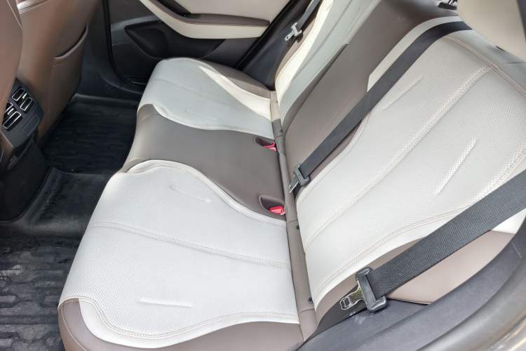 Used BYD Qin PLUS 2024 HONOR Edition DM-i 55KM Leading Model Interior 5