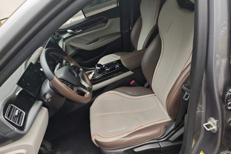 Used BYD Qin PLUS 2024 Honor Edition EV 420KM Leading Model Left Front Seat