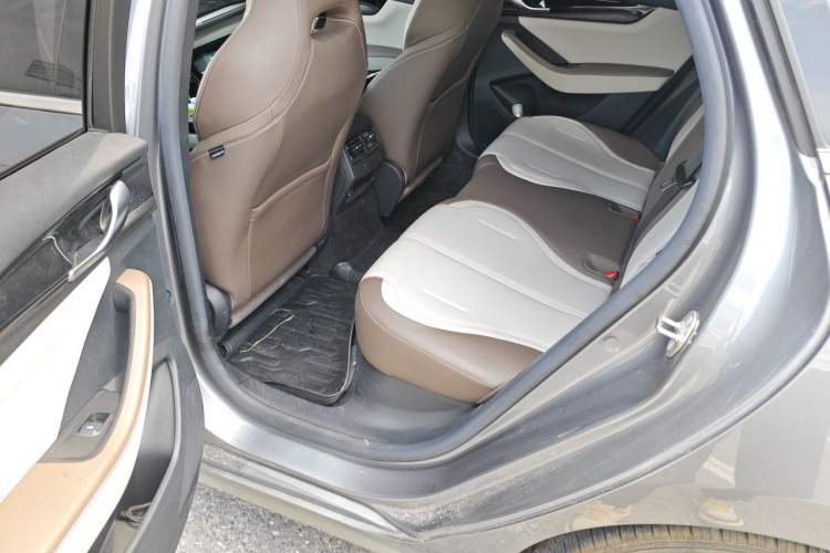 Used BYD Qin PLUS 2024 HONOR Edition DM-i 55KM Leading Model Left Rear Seat