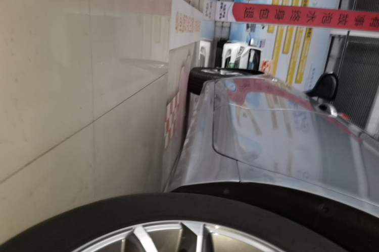 Used BYD Qin PLUS 2024 HONOR Edition DM-i 55KM Leading Model Left Side Sill