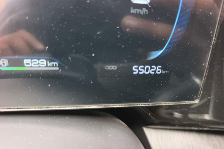 Used BYD Qin PLUS 2024 HONOR Edition DM-i 55KM Leading Model Odometer Close Up