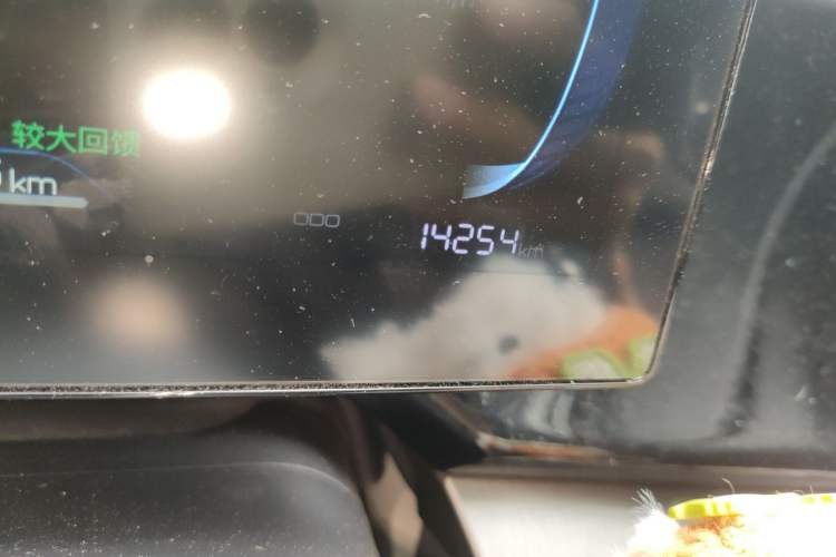 Used BYD Qin PLUS 2024 Honor Edition EV 510KM Leading Model Odometer Close Up