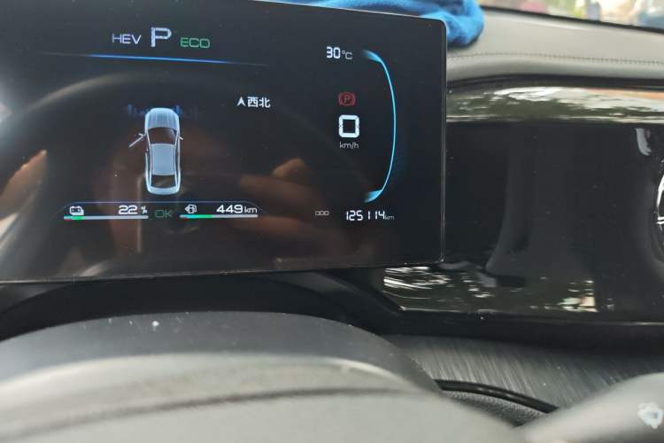Used BYD Qin PLUS 2024 HONOR Edition DM-i 55KM Leading Model Odometer Close Up