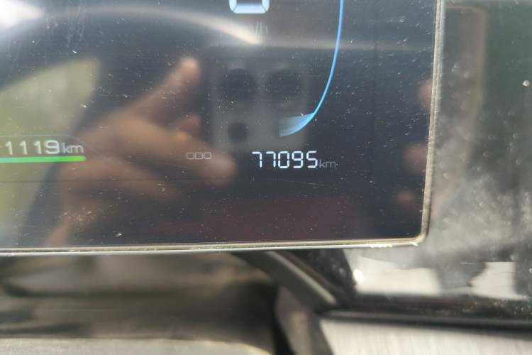 Used BYD Qin PLUS 2024 HONOR Edition DM-i 55KM Leading Model Odometer Close Up