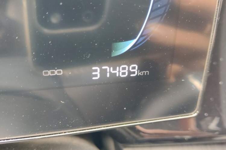 Used BYD Qin PLUS 2024 HONOR Edition DM-i 55KM Leading Model Odometer Close Up