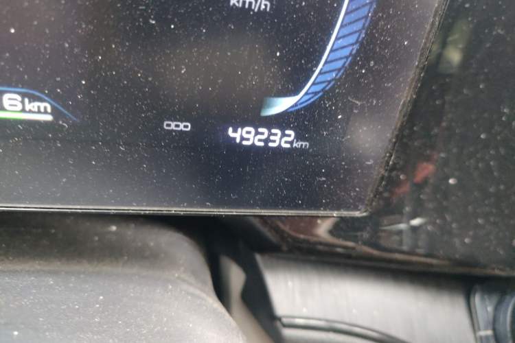 Used BYD Qin PLUS 2024 HONOR Edition DM-i 55KM Leading Model Odometer Close Up