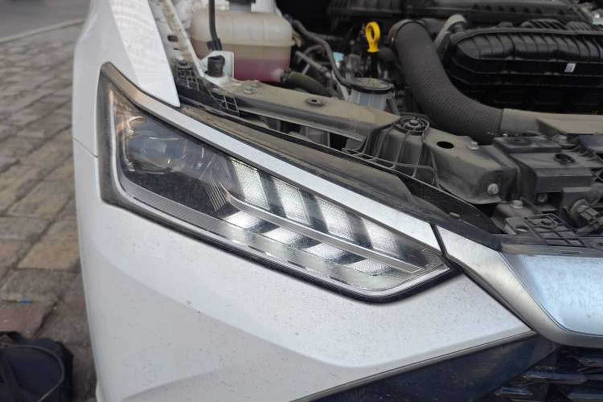 Used BYD Qin PLUS 2024 HONOR Edition DM-i 55KM Leading Model Right Front Headlight