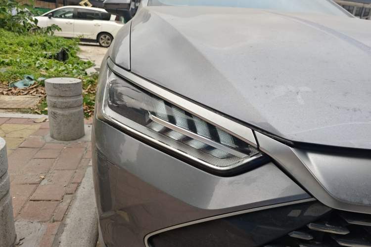 Used BYD Qin PLUS 2024 HONOR Edition DM-i 55KM Leading Model Right Front Headlight