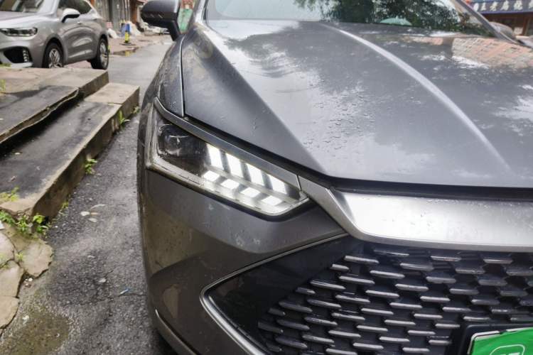 Used BYD Qin PLUS 2024 HONOR Edition DM-i 55KM Leading Model Right Front Headlight