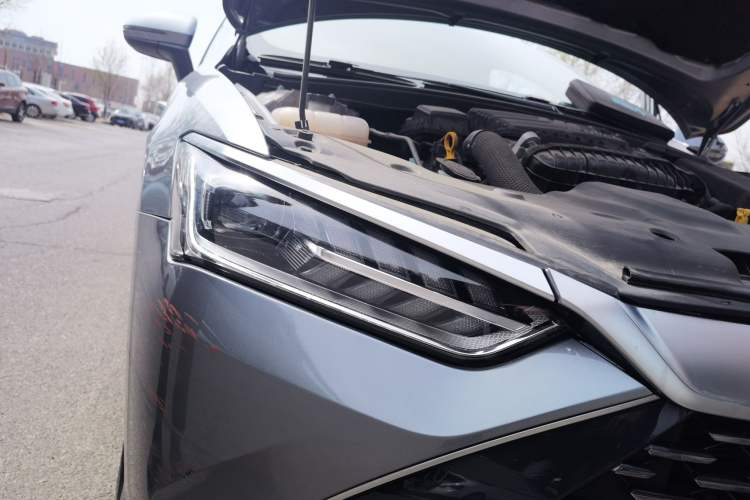 Used BYD Qin PLUS 2024 HONOR Edition DM-i 120KM Leading Model Right Front Headlight