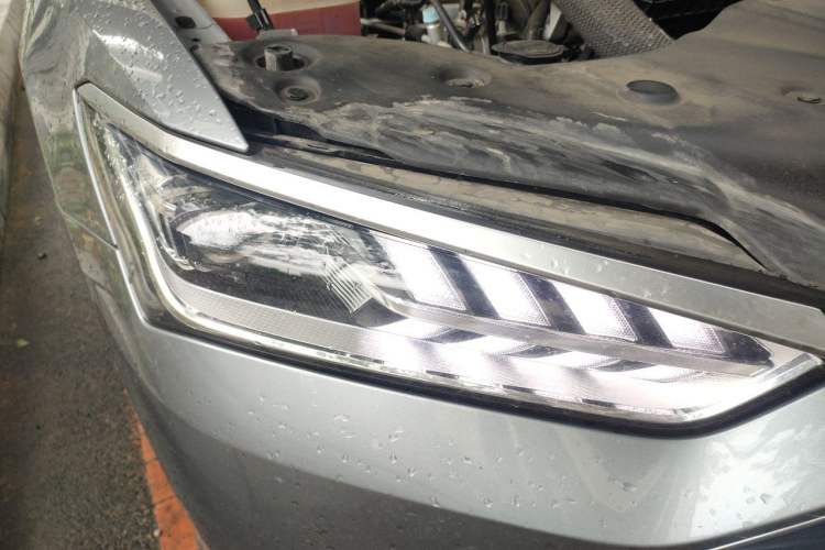 Used BYD Qin PLUS 2024 HONOR Edition DM-i 55KM Leading Model Right Front Headlight