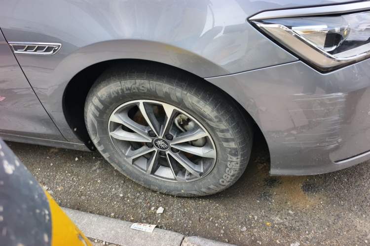 Used BYD Qin PLUS 2024 HONOR Edition DM-i 55KM Leading Model Right Front Wheel Hub