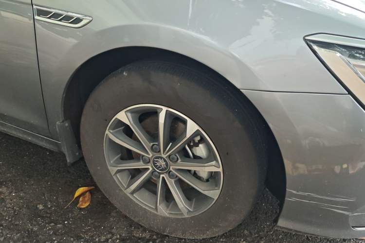 Used BYD Qin PLUS 2024 HONOR Edition DM-i 55KM Leading Model Right Front Wheel Hub