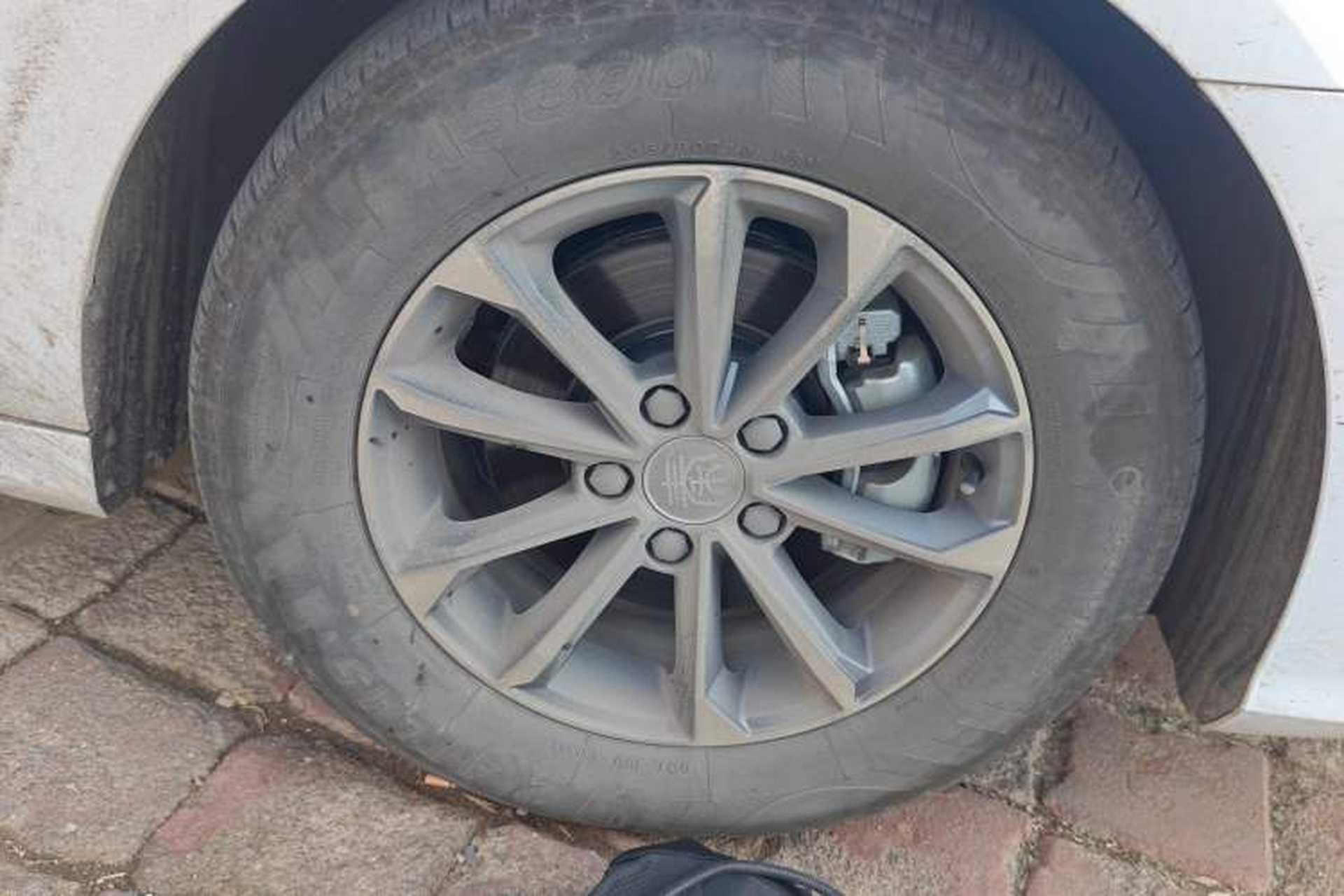 Used BYD Qin PLUS 2024 HONOR Edition DM-i 55KM Leading Model Right Front Wheel Hub