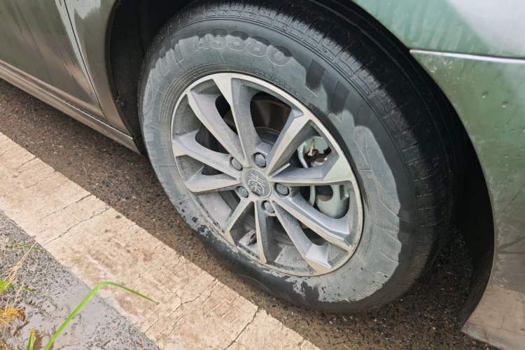 Used BYD Qin PLUS 2024 HONOR Edition DM-i 55KM Leading Model Right Front Wheel Hub