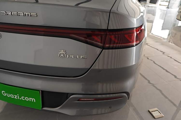 Used BYD Qin PLUS 2024 HONOR Edition DM-i 55KM Leading Model Right Rear Taillight