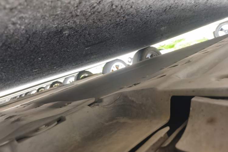 Used BYD Qin PLUS 2024 Honor Edition EV 510KM Leading Model Right Side Sill